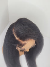 Load image into Gallery viewer, Kinky Straight 5x5 Closure Wig
